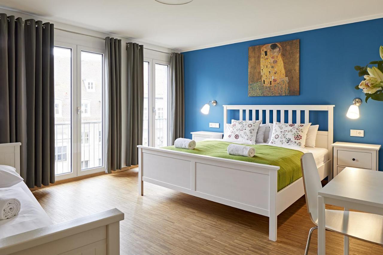 Nonstop Hotel Augsburg - Ubernacht - Hostelhotelhome Dış mekan fotoğraf