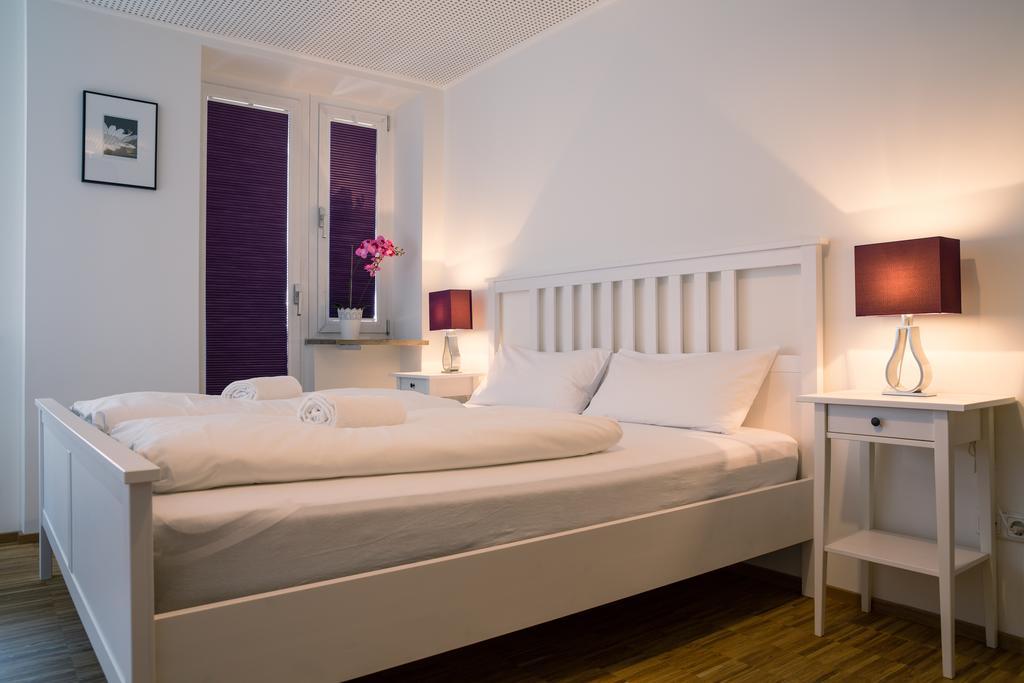 Nonstop Hotel Augsburg - Ubernacht - Hostelhotelhome Dış mekan fotoğraf
