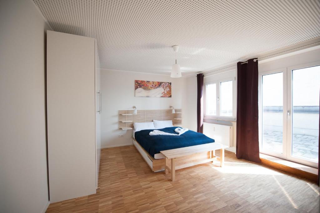 Nonstop Hotel Augsburg - Ubernacht - Hostelhotelhome Oda fotoğraf