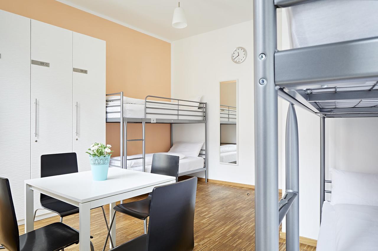 Nonstop Hotel Augsburg - Ubernacht - Hostelhotelhome Dış mekan fotoğraf