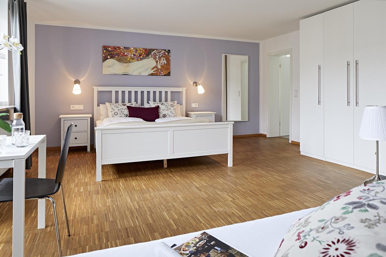 Nonstop Hotel Augsburg - Ubernacht - Hostelhotelhome Dış mekan fotoğraf