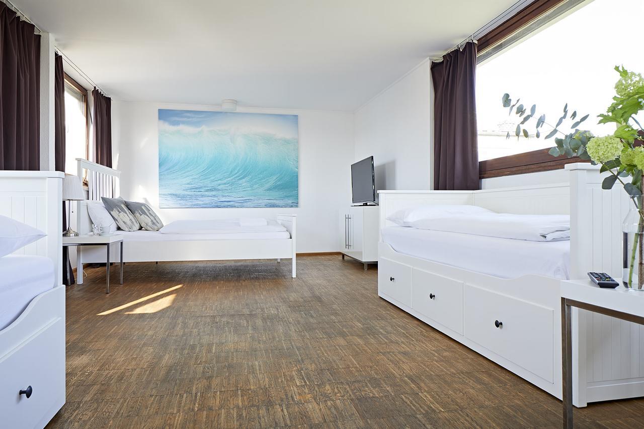 Nonstop Hotel Augsburg - Ubernacht - Hostelhotelhome Dış mekan fotoğraf