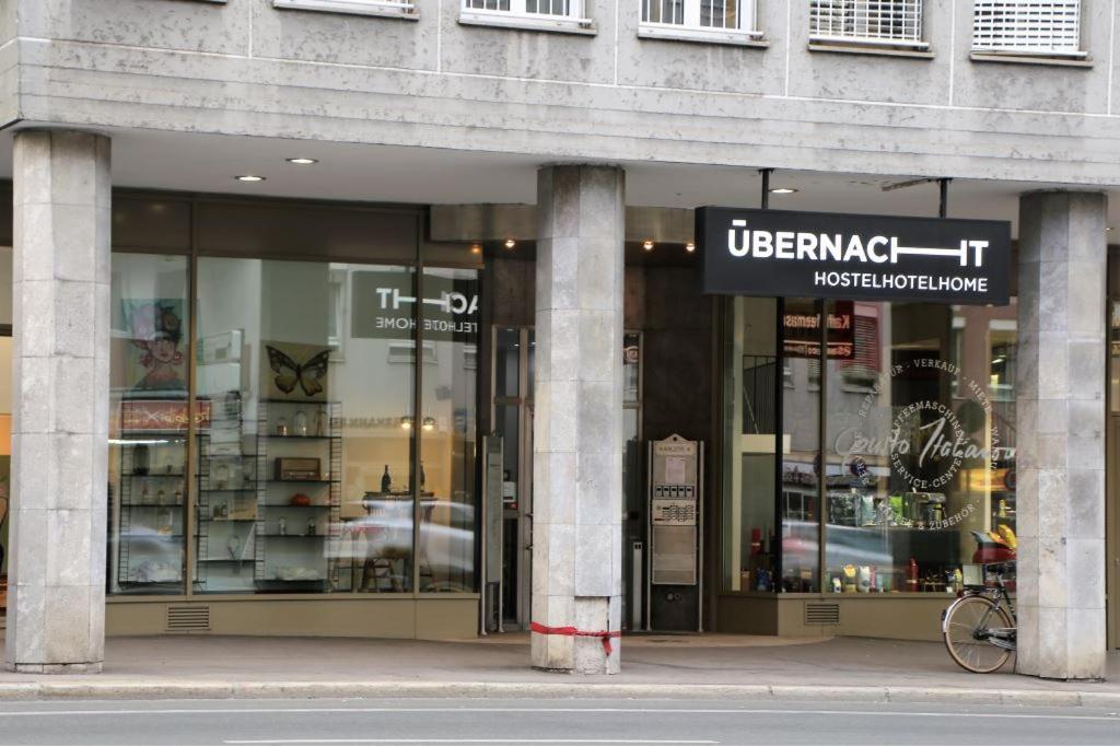 Nonstop Hotel Augsburg - Ubernacht - Hostelhotelhome Dış mekan fotoğraf